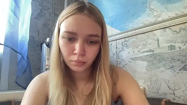 Leifuture live cam on StripChat