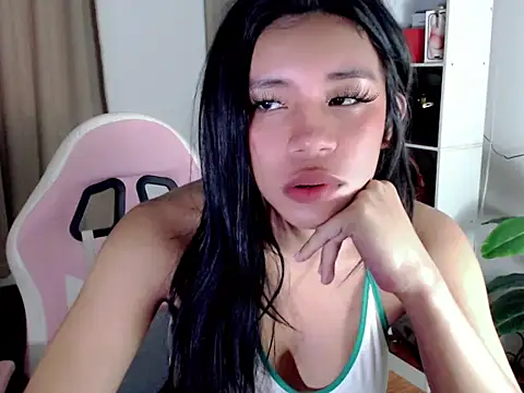 Maxinelove1 webcam