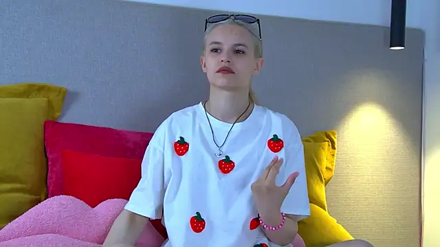 LeaLamour webcam