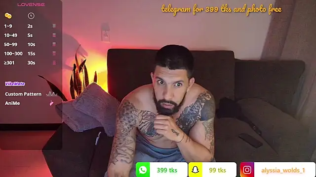 Alyssa_and_DAngelo webcam