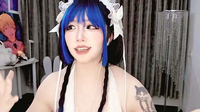 shine33-shuang live cam on StripChat