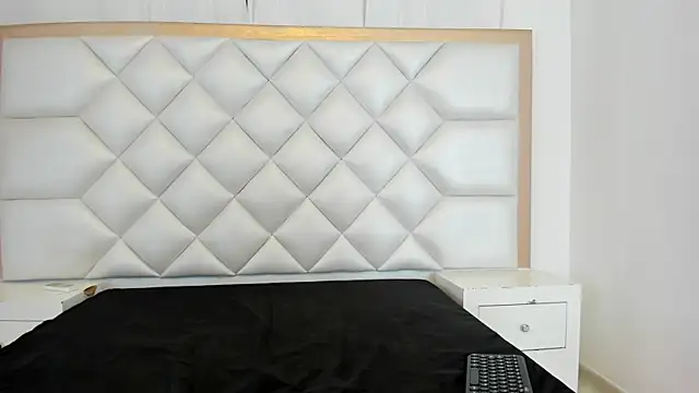Ashley_Naiara webcam