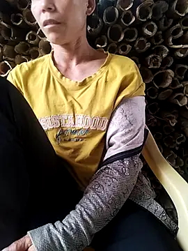 Jadi_M webcam