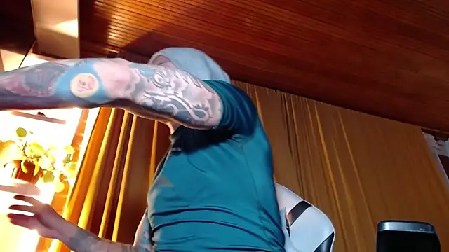 sebastian_horny webcam