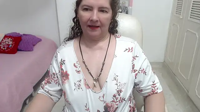 leonela_69 webcam