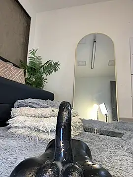 Isa__Blanc webcam