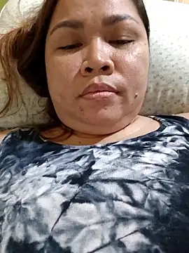 Sweetlorie_83 webcam
