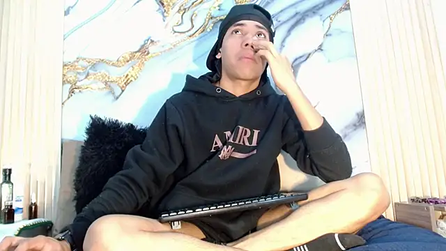 daviidbuckx_ - DaviidBuckx_'s free webcam - UK Sex Cams