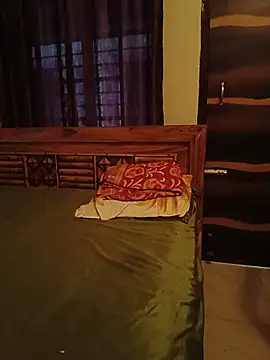 BongQueen9 webcam