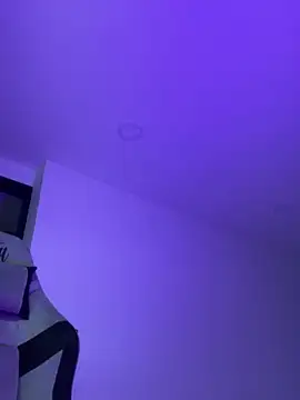 Sophia_Weest99 webcam