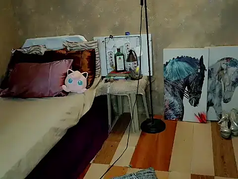 YllanaAltheaXxX webcam