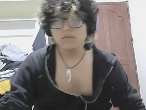 layom_21 webcam