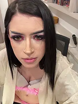dahlia_darkwoods webcam
