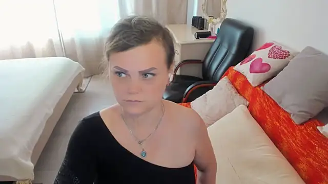 MildMature webcam