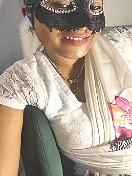 DIRTYSECRET_QUEEN_07 webcam