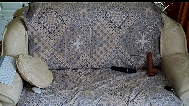 Alyonushkadarling webcam