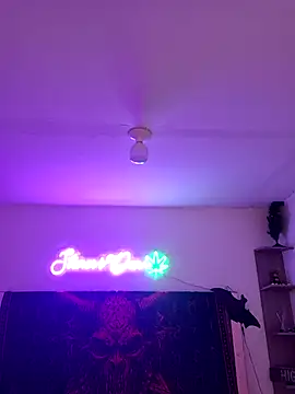 Sarah-Stoner webcam