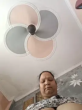 Kavya_kapoor webcam