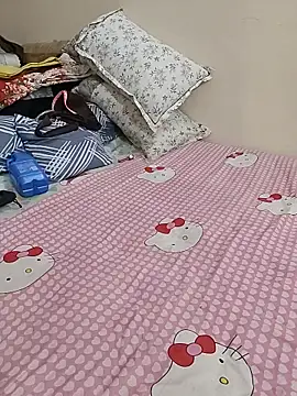 kaamuk_shweta webcam