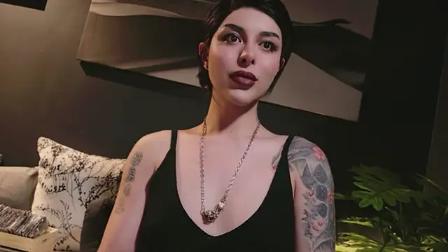LetisiaRocks webcam