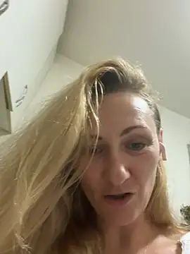 Secret_Ladyx webcam