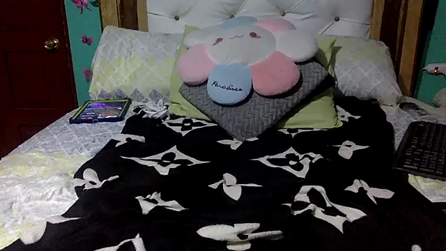 creamyamber webcam