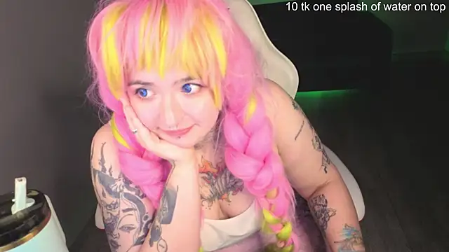 Eva_Witcher webcam