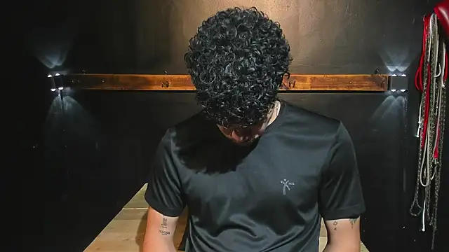 BDSM_Vantablack_