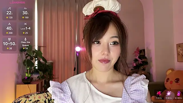 nanaliu6 live cam on StripChat