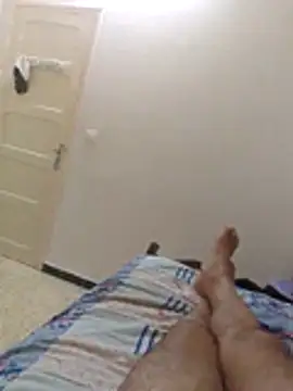 aymen-sex live cam on StripChat