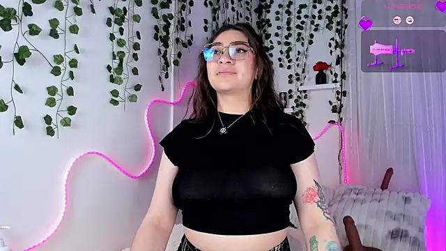 Samii_Evans webcam