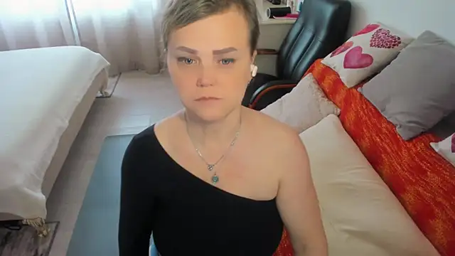 MildMature webcam