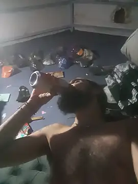 hairy_mannn webcam