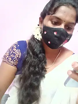 CuteDevilAnu webcam