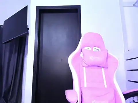 cristina697 webcam