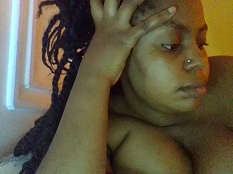 sexychubby22 webcam