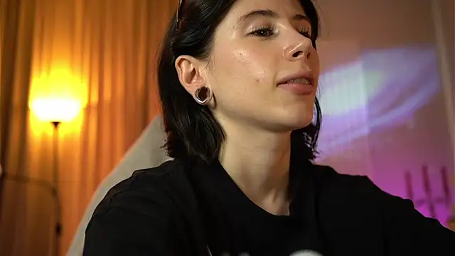 Your_Nicolett webcam