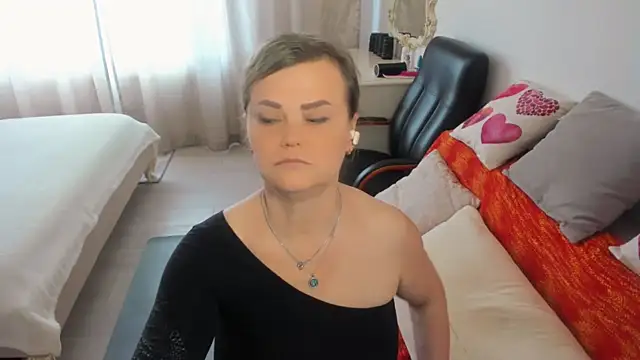 MildMature webcam