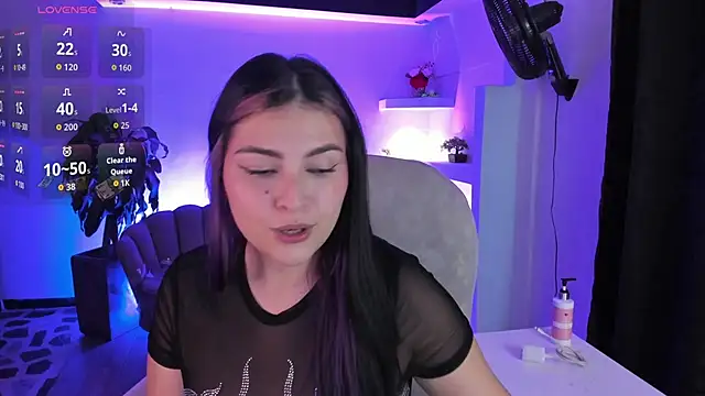 TifanyWhite_ webcam