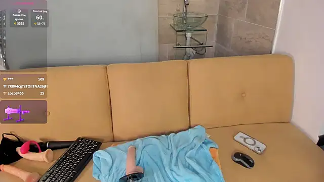 Violettaa_Stone webcam