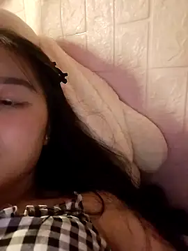 Baa-bee22 webcam