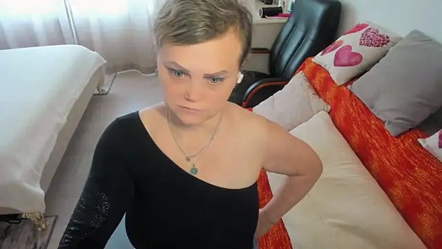 MildMature webcam
