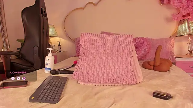 CahitlinBell webcam