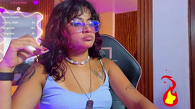 kristen_tay webcam