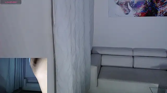 Tinymilf_ webcam