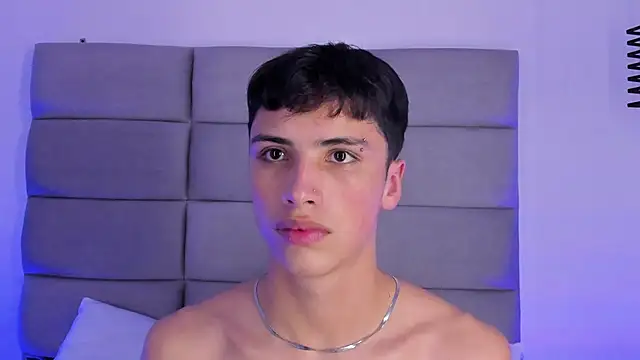 joshclaarktt (M twink) - Froit my dick