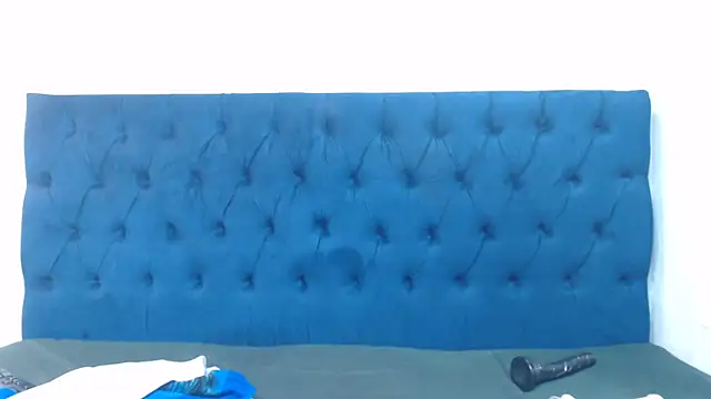 AmberDiamondMMXXX webcam