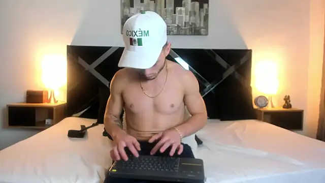Zeus_damian21 webcam
