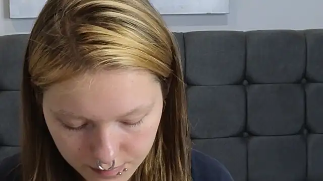 LauraLowe webcam