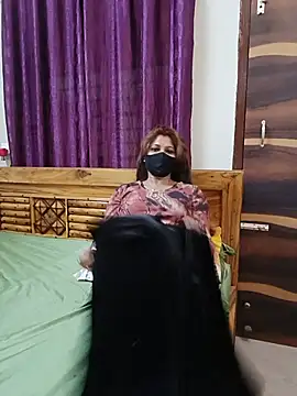 BongQueen9 webcam